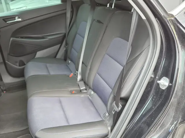 Hyundai Tucson 1.6 GDi Comfort 2016 Benzine 6