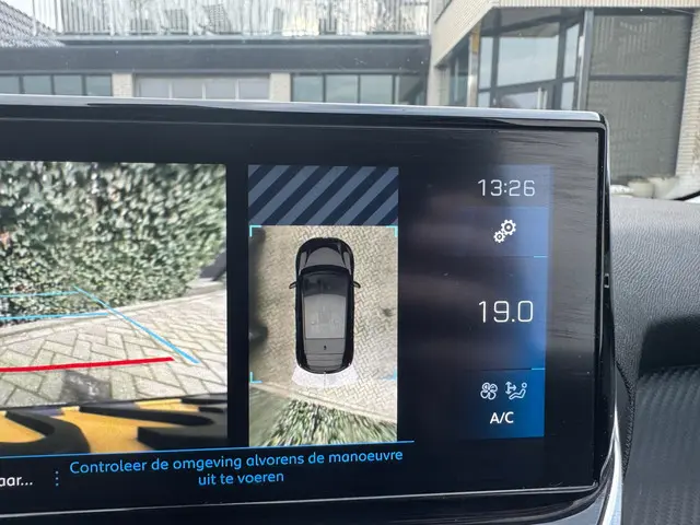 Peugeot 208 1.2 PureTech Blue Lease Allure 2020 Benzine 15