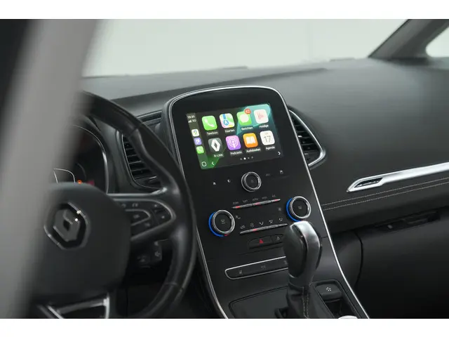 Renault Grand Scénic TCe 140 EDC Intens 2021 Benzine 66