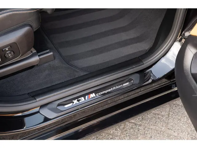BMW X3 M Competition 2020 Benzine 43