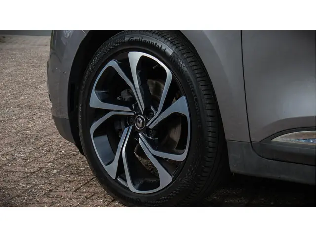 Renault Scénic TCe 140 Bose 2020 Benzine 9