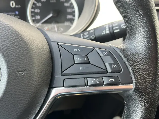 Nissan Micra 0.9 IG-T Tekna 2017 Benzine 22