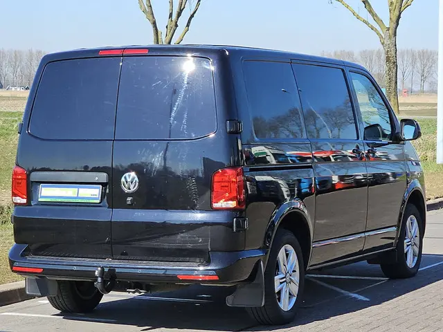 Volkswagen Transporter 2.0 TDI 2023 Diesel 3