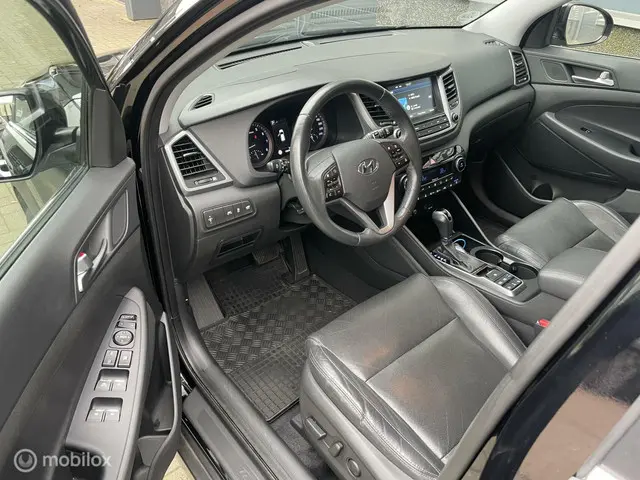 Hyundai Tucson 1.6 T-GDi Premium 4WD. BOMVOL!!! 2016 Benzine 13