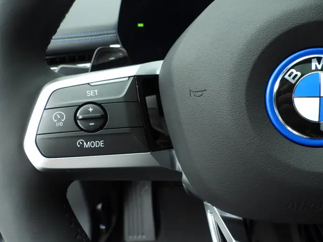 BMW X1 xDrive25e 2025 Hybride Benzine 13