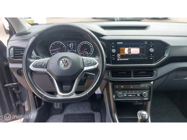 Volkswagen T-Cross 1.0 TSI Life Business 2020 Benzine 11