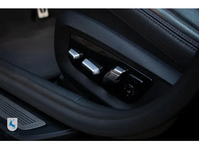 BMW 5 Serie 520i High Executive Edition 2020 Benzine 23