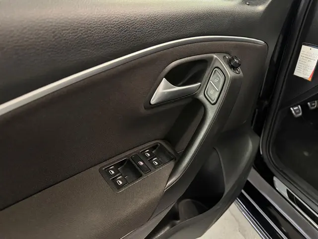 Volkswagen Polo 1.2 TSI Highline 2016 Benzine 15