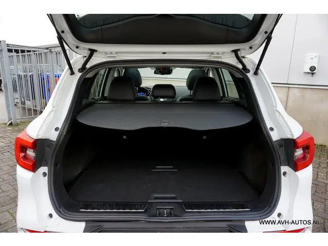 Renault Kadjar 1.3 TCe Black Edition 2022 Benzine 8