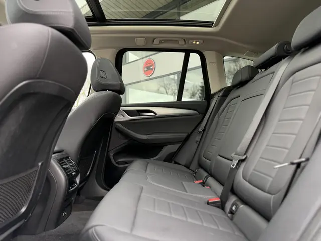 BMW iX3 AUT. Executive 80 kWh 2021 Elektrisch 15