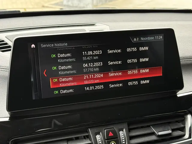 BMW X1 sDrive20i VDL Nedcar Edition 2020 Benzine 21