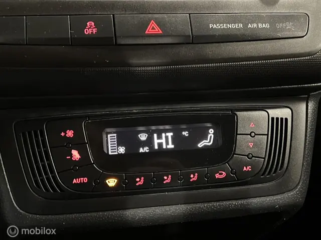 SEAT Ibiza ST 1.2 TSI Style Dynamic 2014 Benzine 19