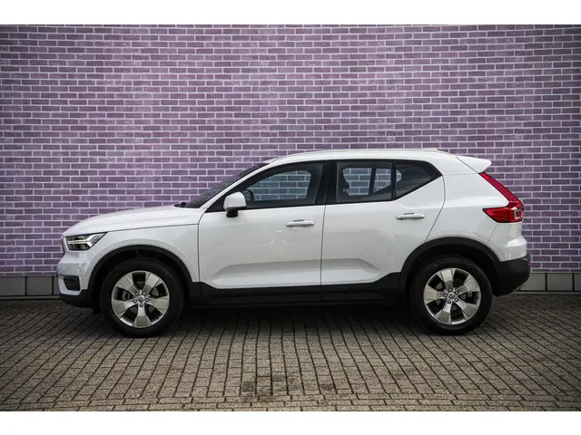 Volvo XC40 1.5 T2 Business Pro 2020 Benzine 4