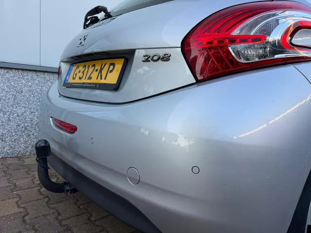 Peugeot 208 1.4 VTi Access ( AIRCO + 5 DRS ) 2012 Benzine 6