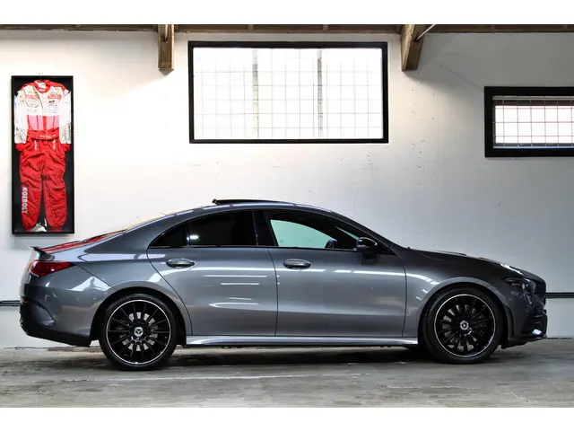Mercedes-Benz CLA 220 2019 Benzine 8