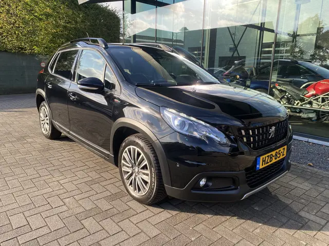 Peugeot 2008 1.2 PureTech GT-Line 2019 Benzine 7