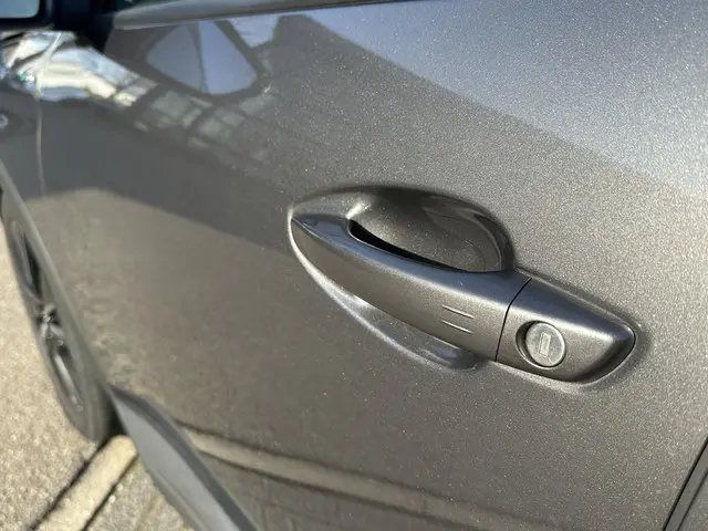 Peugeot 3008 1.6 HYbrid 225 GT 2023 Hybride Benzine 14