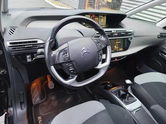 Citroën C4 Picasso 1.6 VTi Business 2014 Benzine 11