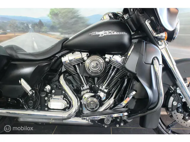 Harley-Davidson Street Glide 103 FLHX 2012 Benzine 6