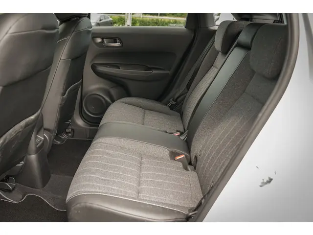 Honda Jazz 1.5i e:HEV ADVANCE 2024 Hybride Benzine 26