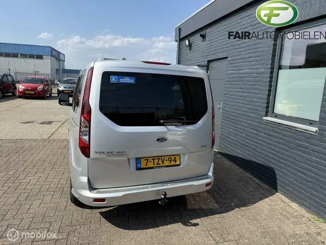 Ford Tourneo Connect Compact 1.0 Titanium 2014 Benzine 6