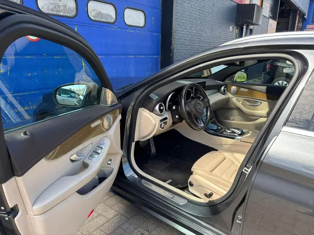 Mercedes-Benz C-Klasse Estate 250 CDI 2015 Diesel 9