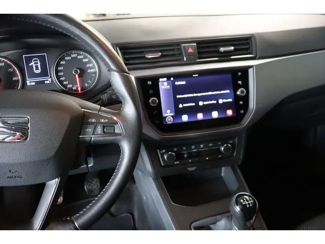 SEAT Ibiza 1.0 TSI Style Business Intense 2021 Benzine 16