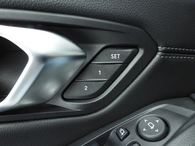 BMW 3 Serie 320i 2023 Benzine 24