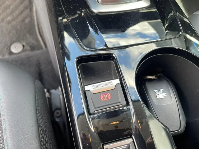 Peugeot e-208 EV Active 50 kWh 2020 Elektrisch 19