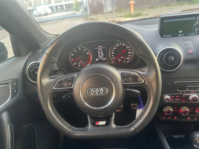 Audi A1 Sportback 1.4 TFSI Sport Pro Line S 2017 Benzine 10