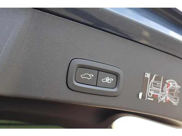 Volvo XC40 Recharge Twin Pro 2022 Elektrisch 18
