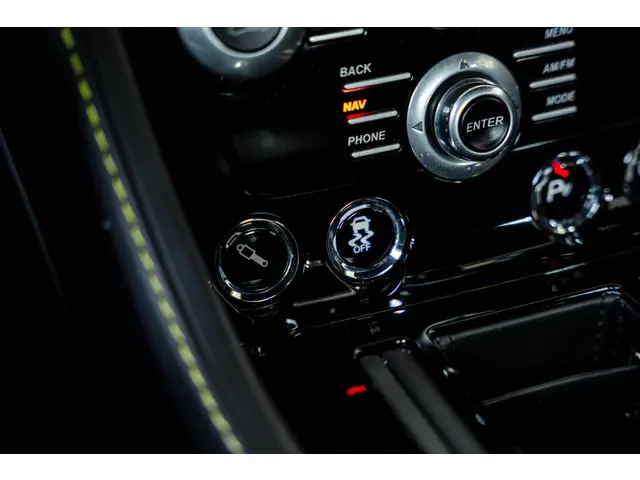 Aston Martin V12 Vantage S 2014 Benzine 46