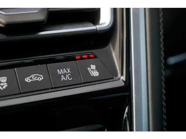 BMW 8 Serie Gran Coupé 840i 2020 Benzine 16