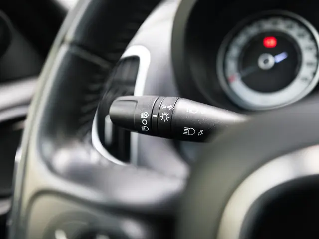 Fiat 500L 0.9 Lounge 105Pk Pano, 48.000km!!!! NAP !! 2015 Benzine 31