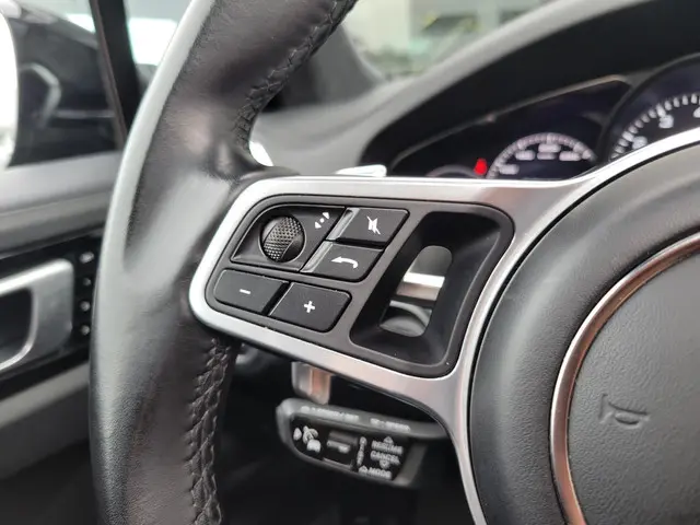 Porsche Cayenne 3.0 E-Hybrid 2020 Hybride Benzine 33