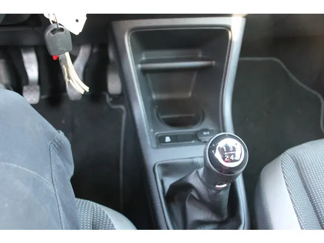 Volkswagen up! 1.0 high up! BlueMotion 2013 Benzine 14