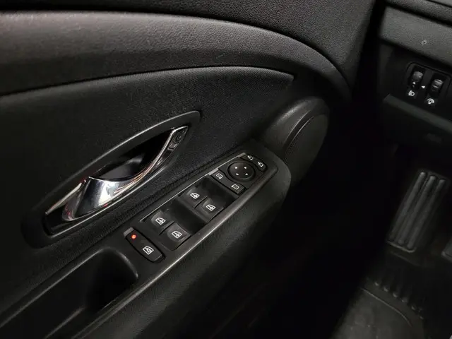 Renault Mégane 1.5dCi 90pk Grijs kenteken! 2012 Diesel 14