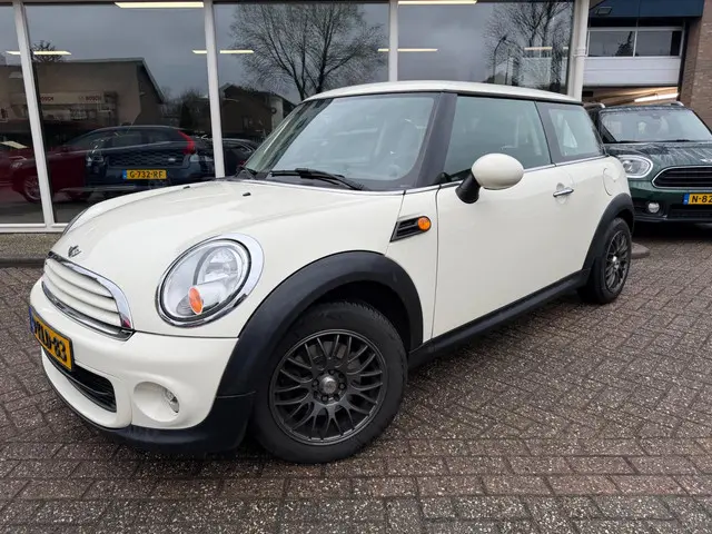 MINI One Mini 1.6 MINIMALIST 2013 Benzine 2