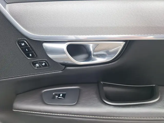 Volvo S90 2.0 T5 Inscription 2017 Benzine 55