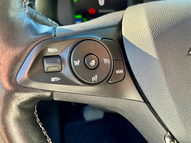 Opel Corsa-e Elegance 50 kWh 2020 Elektrisch 12