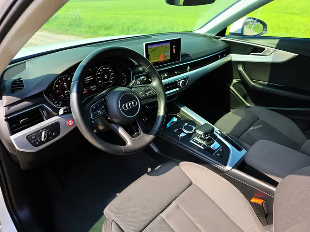 Audi A4 Avant 35 TFSI Pro Line 2019 Benzine 24