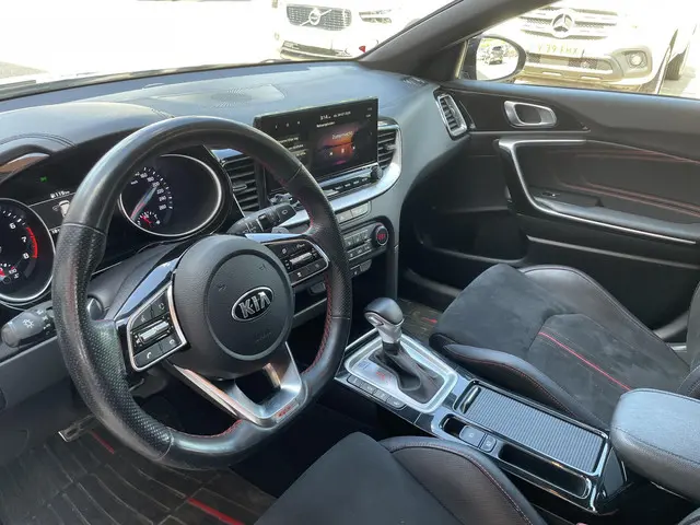 Kia ProCeed 1.6 T-GDi 204pk Automaat GT 2021 Benzine 12