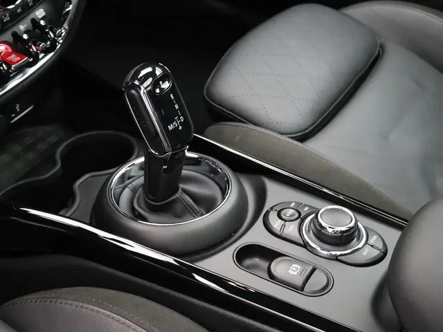 MINI Clubman Cooper 2021 Benzine 12