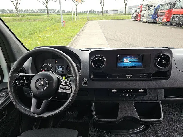 Mercedes-Benz Sprinter 316 2021 Diesel 8