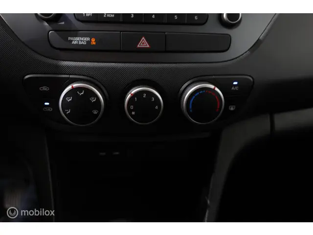 Hyundai i10 1.0i Comfort - AIRCO 2019 Benzine 17