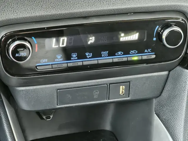 Toyota Yaris 1.5 Hybrid Active 2021 Hybride Benzine 49