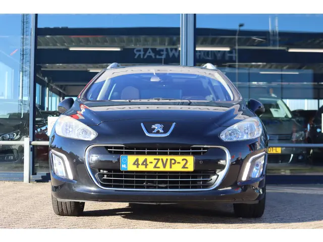Peugeot 308 SW 1.6 THP Allure 7p 2013 Benzine 10