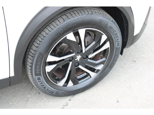 Peugeot 2008 1.2 PureTech GT-Line 2021 Benzine 8