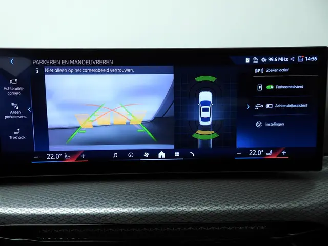 BMW 3 Serie Sedan 318i 2025 Benzine 34