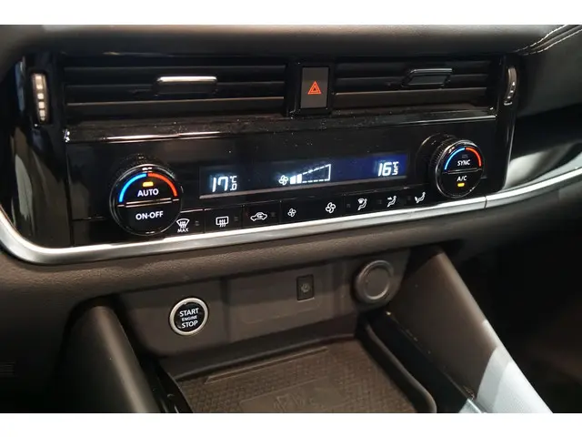 Nissan QASHQAI 1.3 MHEV Xtronic N-Style 2022 Benzine 16